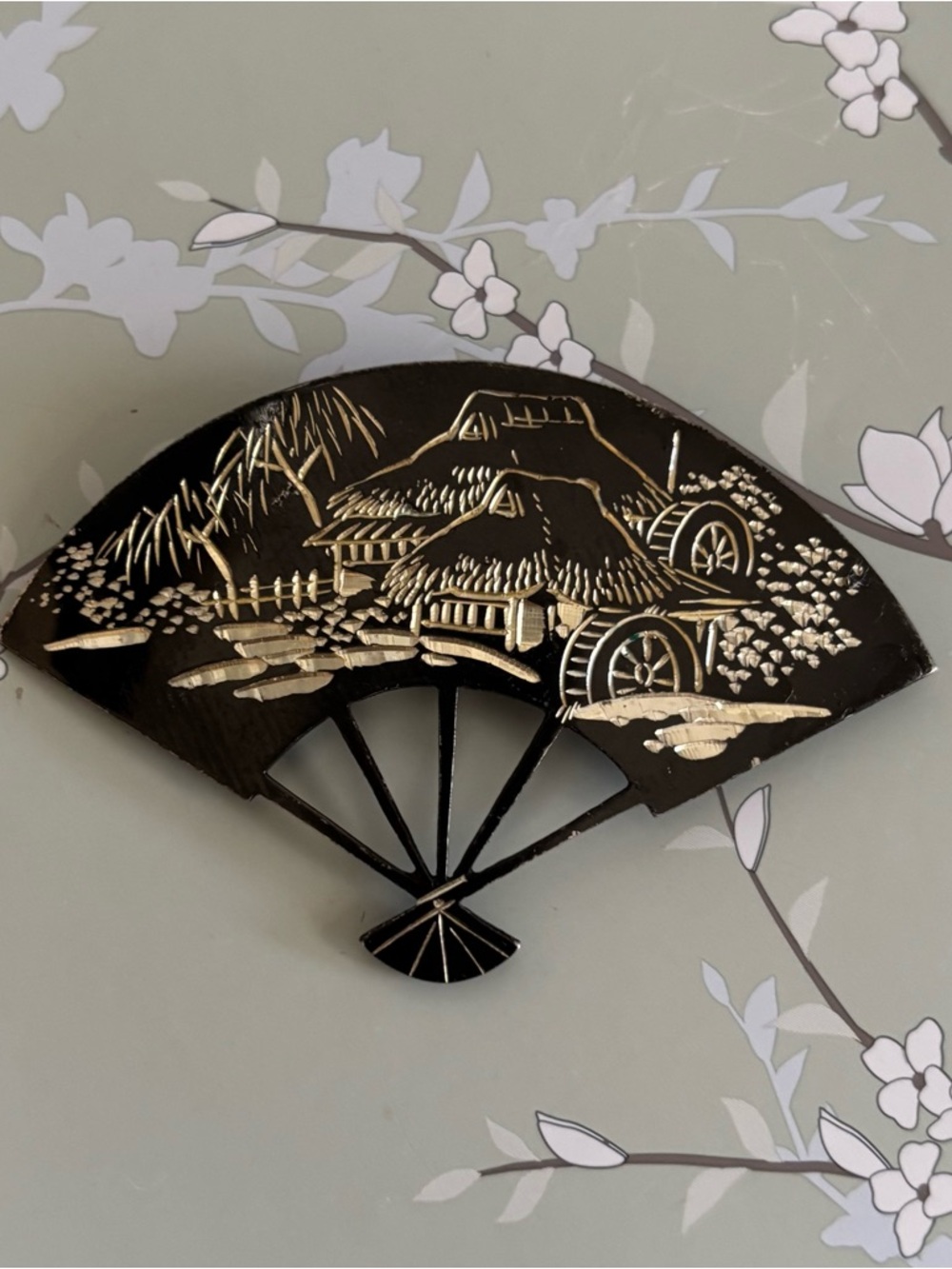 Beautiful Etched Sterling Silver 1954 Yokohama Seaside Auxiliary Fan Brooch.